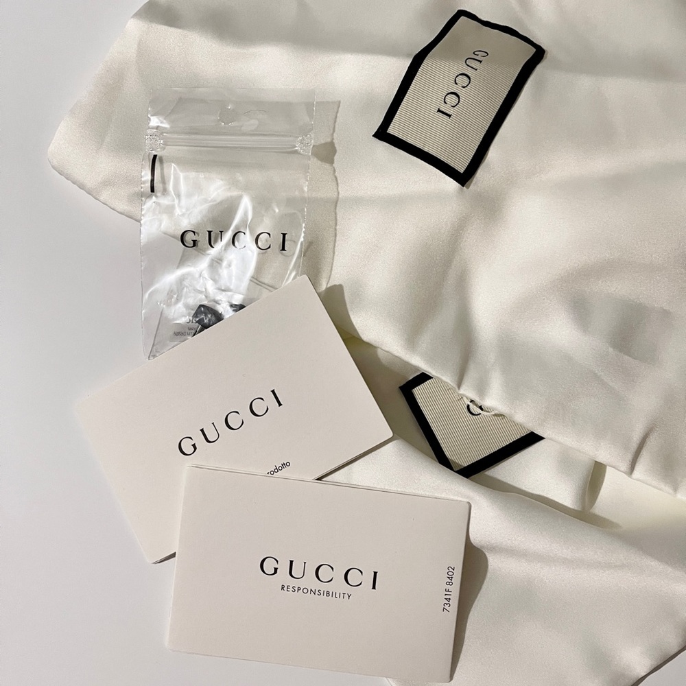 NEW, Authentic Gucci Slingback Kitten-Heel Sandals in Black and Gold - Picture 10 of 13